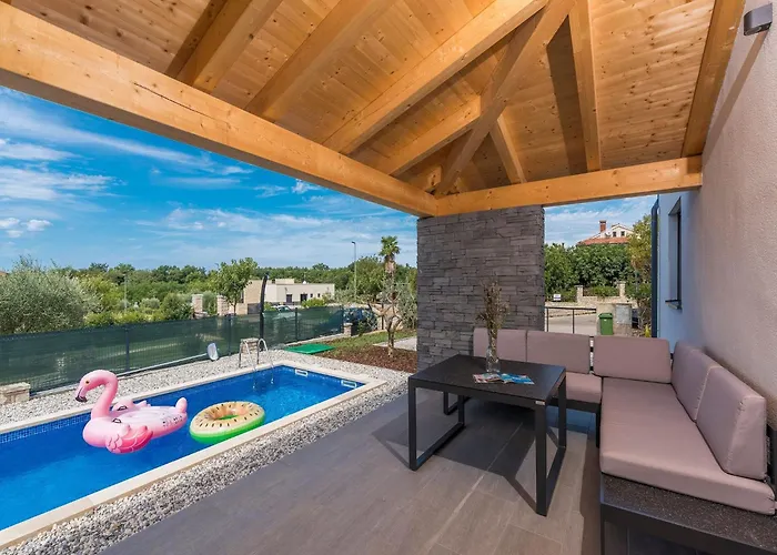 In Novigrad With Private Pool And