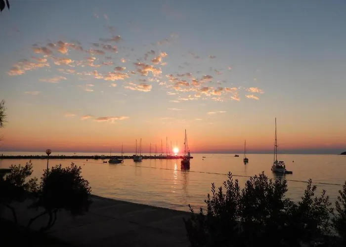 In Novigrad With Private Pool And Novigrad Istria