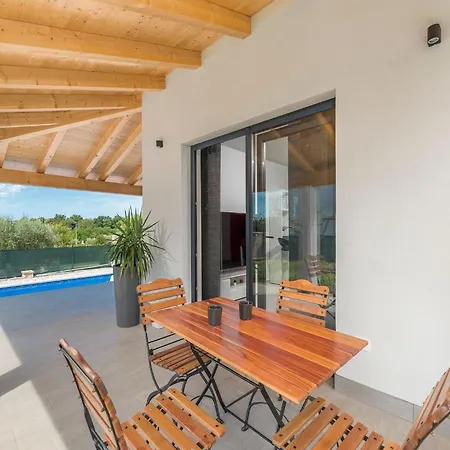 In Novigrad With Private Pool And Novigrad Istria