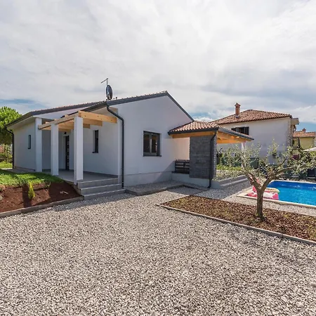 別荘 In Novigrad With Private Pool And Novigrad Istria