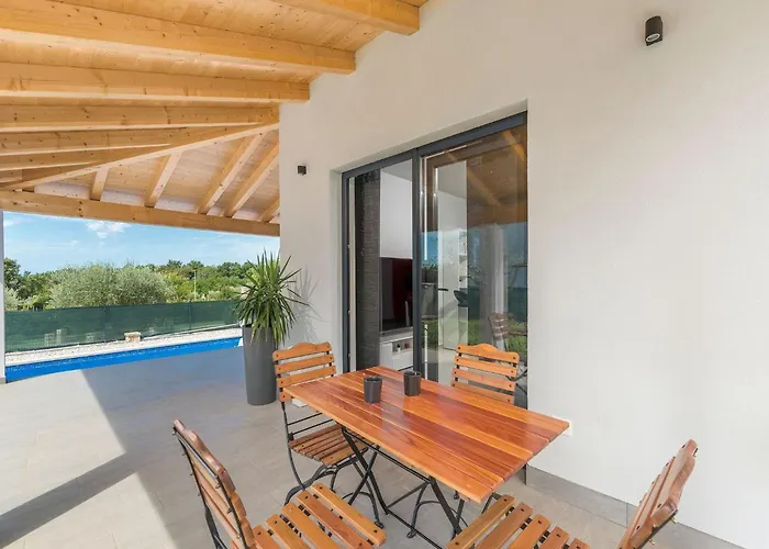 In Novigrad With Private Pool And Novigrad (Istria)